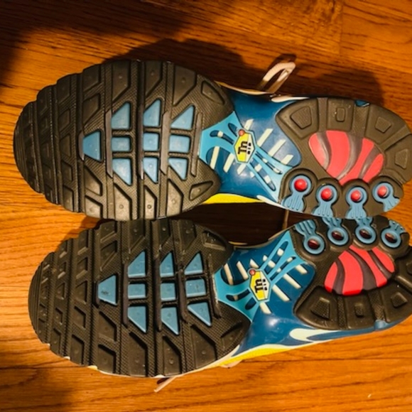 Nike Air Plus Superman Ice Cream Athletic Shoes Size 6 1/2 Y women 8 - Picture 2 of 5